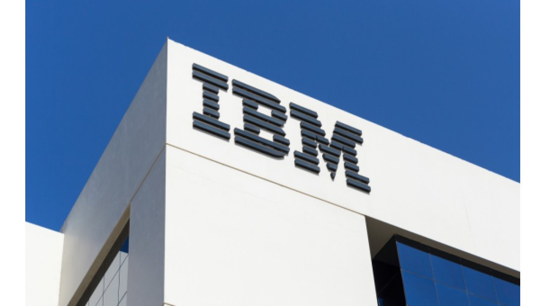 IBM, iş gücüne yeni beceriler kazandırmak için 30 kuruluşla iş birliği yapıyor
