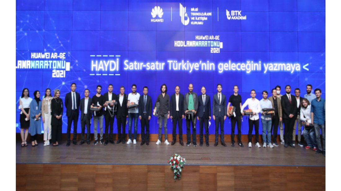 Huawei Ar-Ge Kodlama Maratonu Ödül Töreni Ankara’da gerçekleştirildi