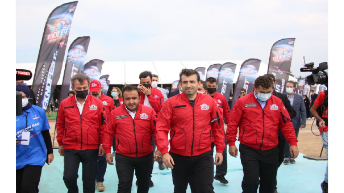 Bayraktar : “Savaşan İnsansız Hava Araçları (İHA) teknolojileri kritik öneme sahip”