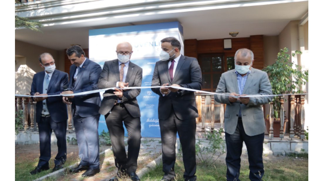 Bilgi Güvenliği Derneği yeni binasını açtı