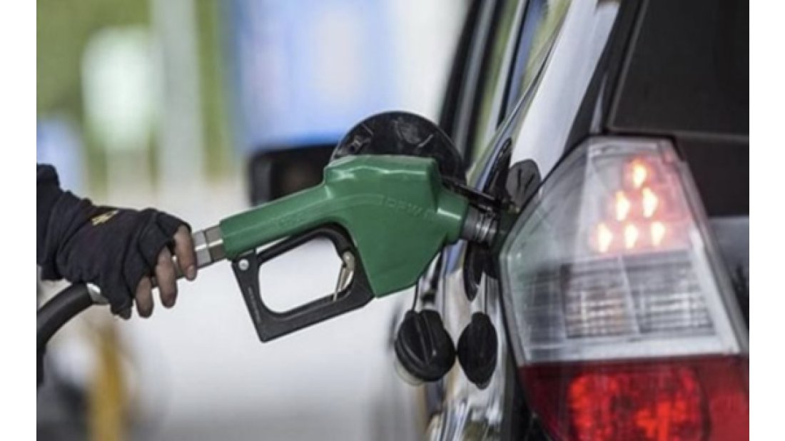 Akaryakıtta “eşel mobil” sistemi sona erdi: 2 TL dolayındaki indirim pompa fiyatına yansımayacak, ÖTV olarak birikecek
