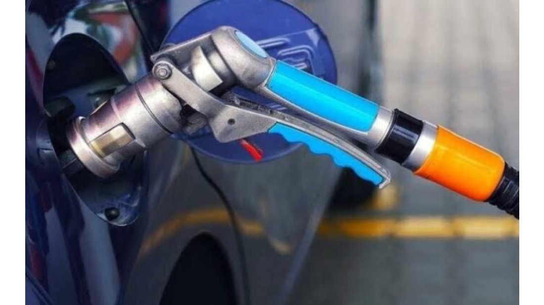 Otogaza bu gece 38-39 kuruş zam.