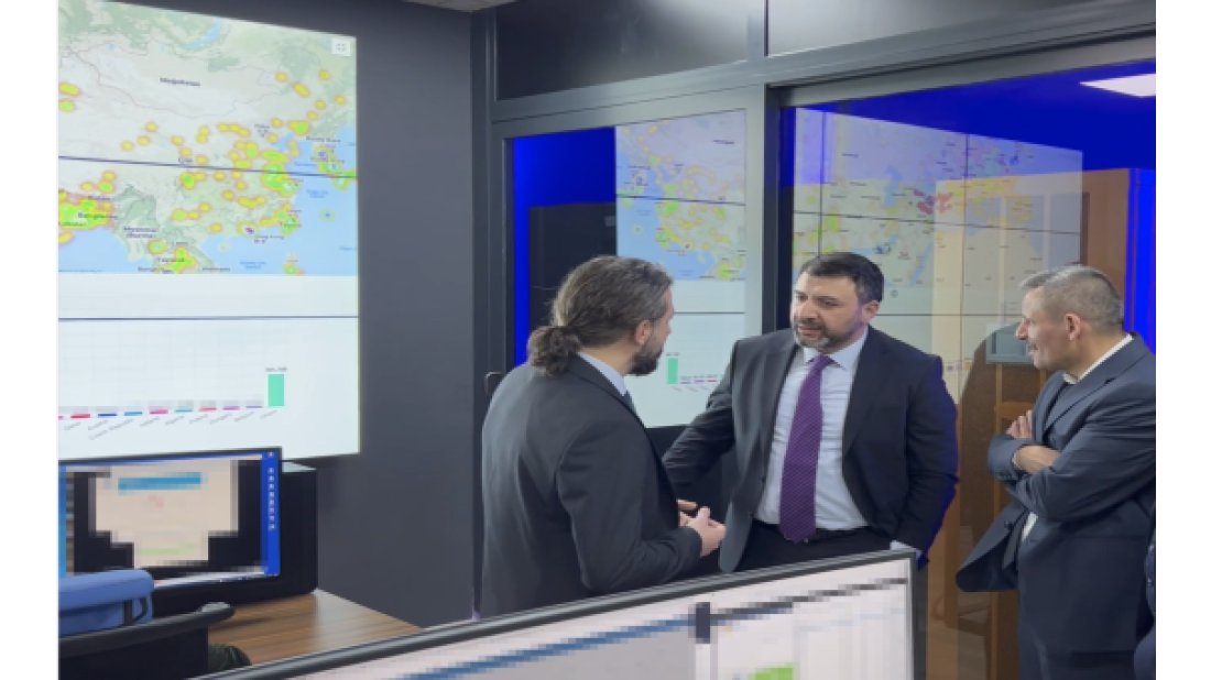 Kosgeb başkanı Kurt, Chomar antivirüs ar-ge ofisini ziyaret etti