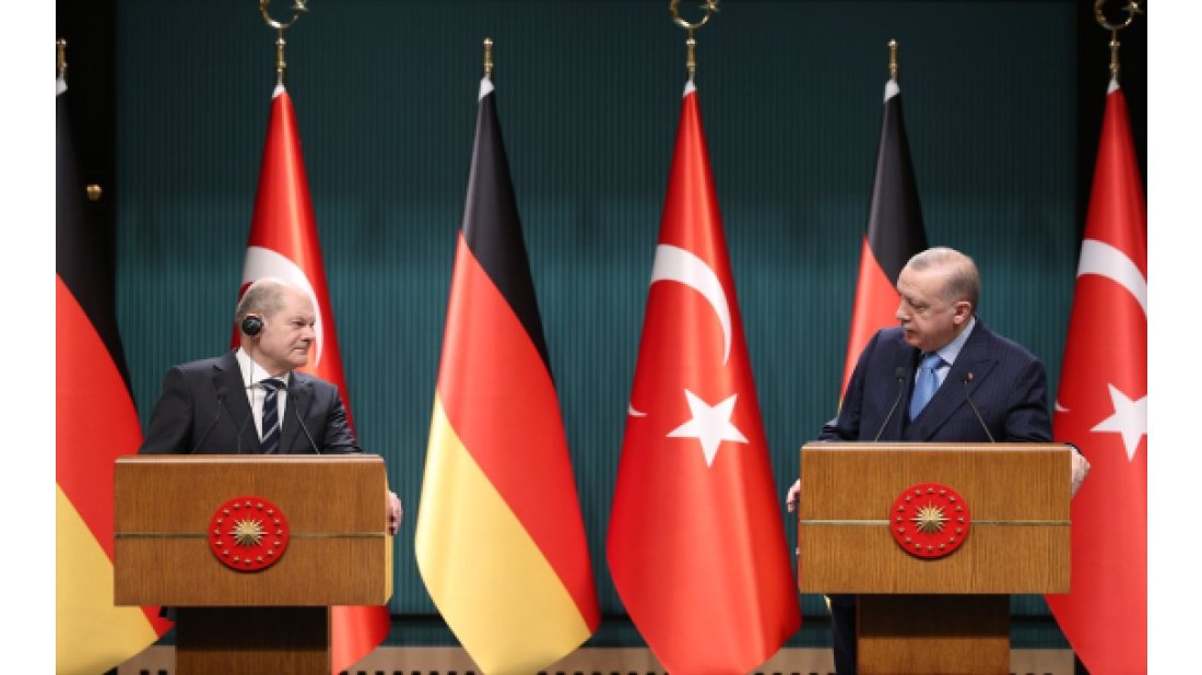 Scholz: “AB ile Türkiye arasında enerji iş birliği çok önemli”