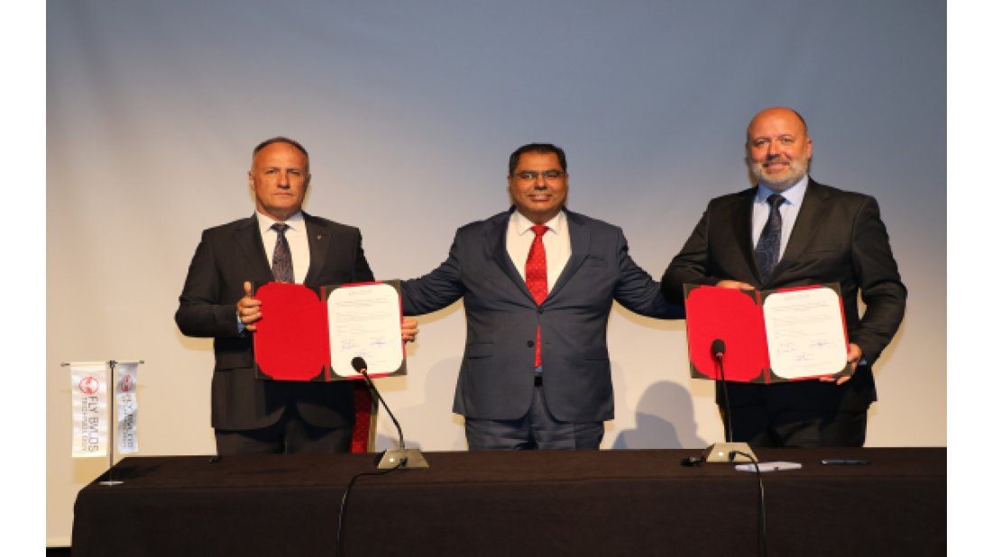 Türk Çakal’ı İngiltere semalarında