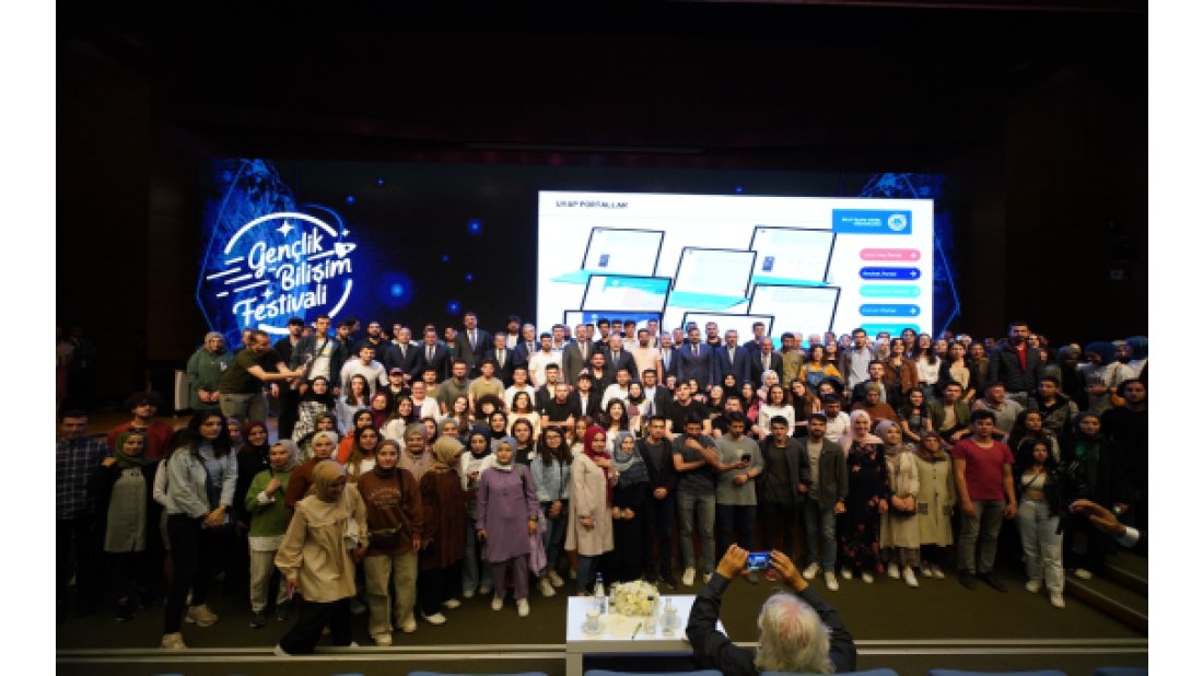 Gençler bilişim festivalinde buluştu