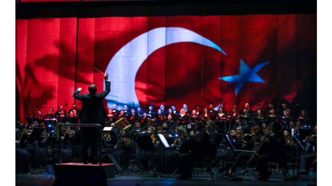 AKM’in kalbi Türk Telekom Opera Salonu’nda gala gecesine özel performans