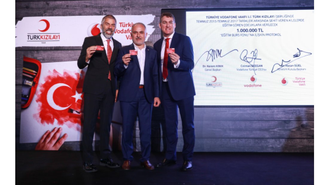 Türkiye Vodafone Vakfı ve Türk Kızılay’dan Şehit Çocuklarına 1 Milyon TL’lik Eğitim Bursu