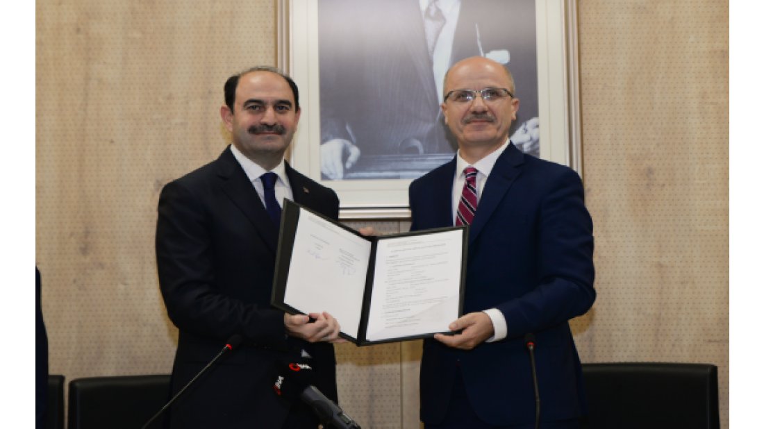 PTT’den Üniversiteli Gençlere “Kampüs Kart”