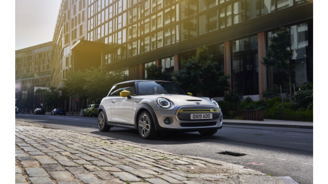 Elektrikli Mini, Frankfurt Otomobil Fuarı'nda görücüye çıkıyor