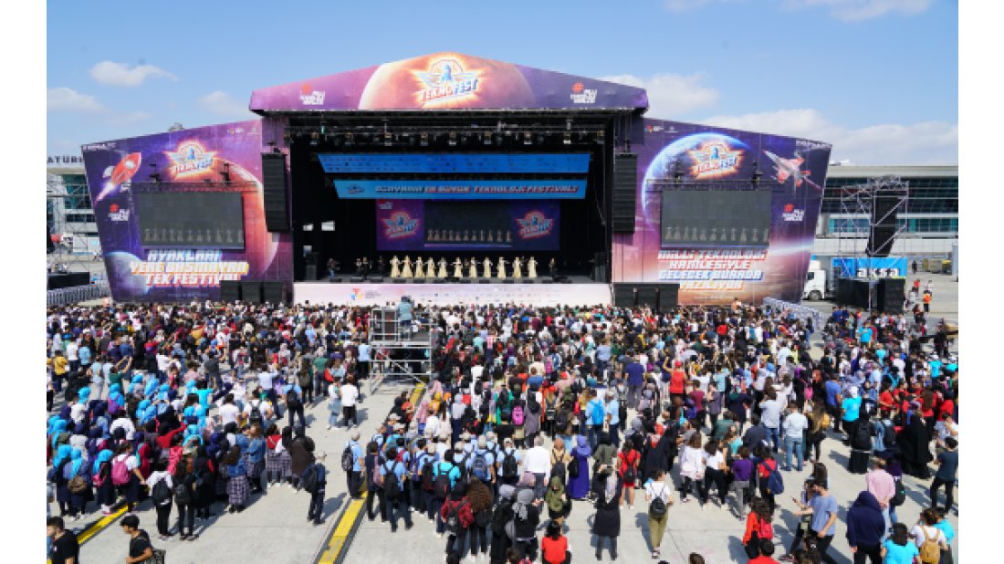 Teknofest 3 günde 400 bin ziyaretçi ağırladı