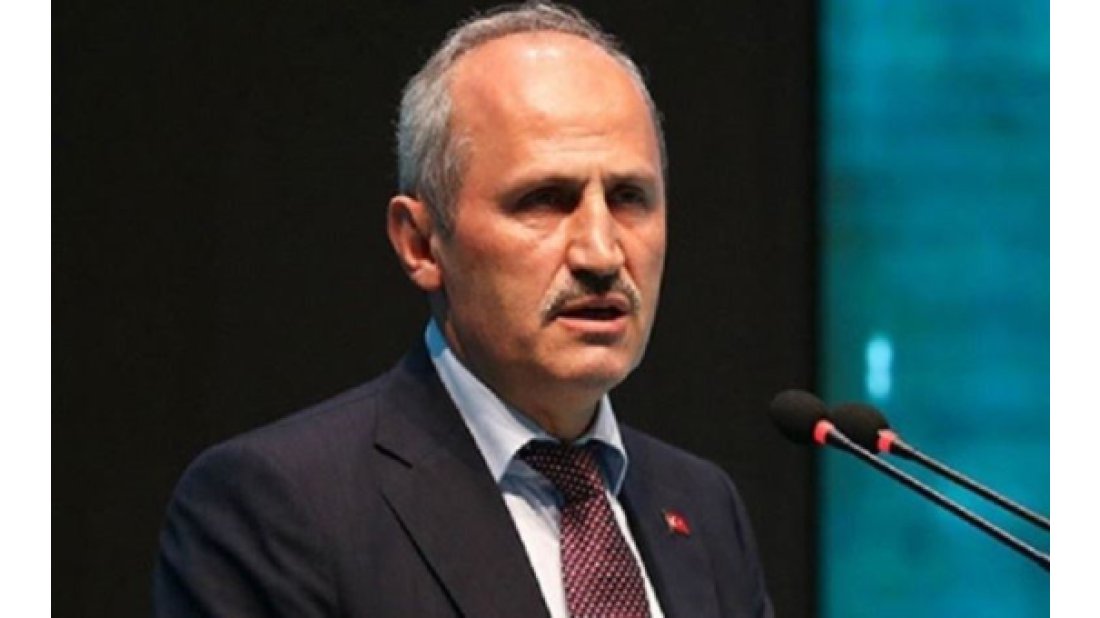 Ulaştırma ve Altyapı Bakanı Cahit Turhan görevden alındı