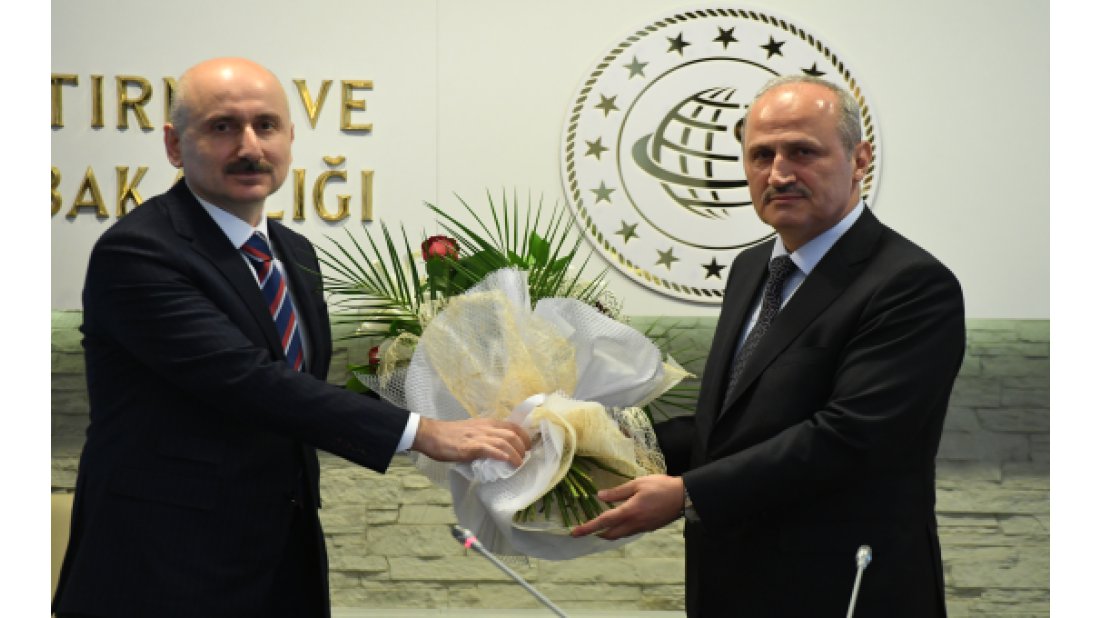 Ulaştırma ve Altyapı Bakanlığı’nda devir teslim