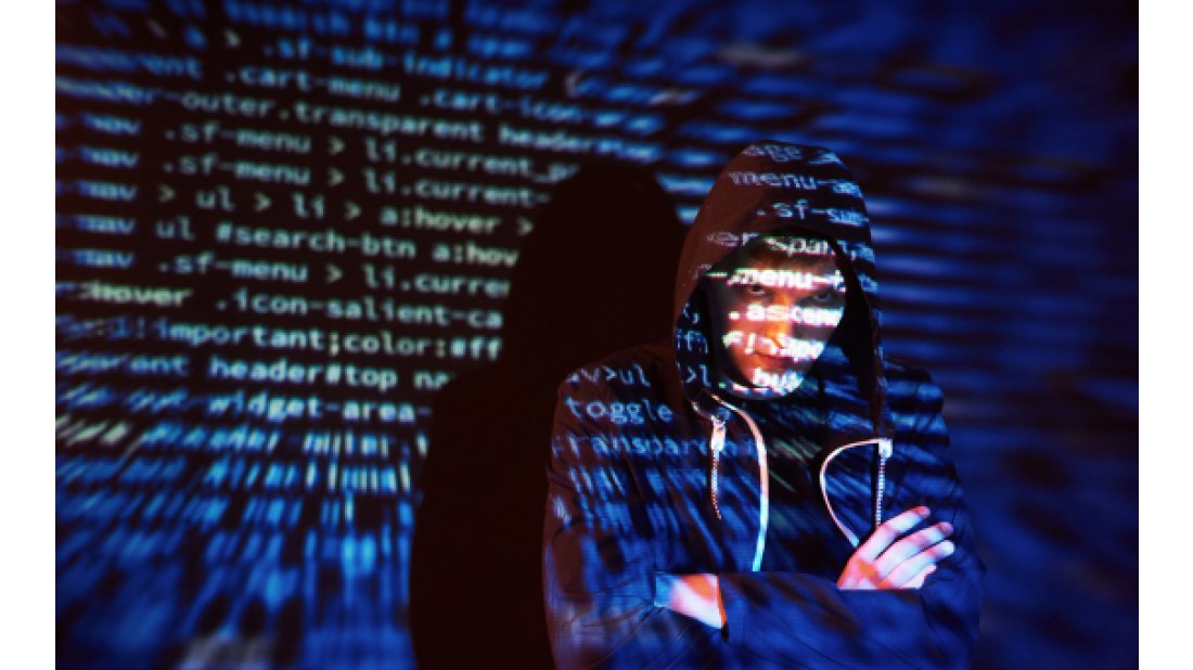 Hedefli Kimlik Avıyla Bilgi Çalıyorlar