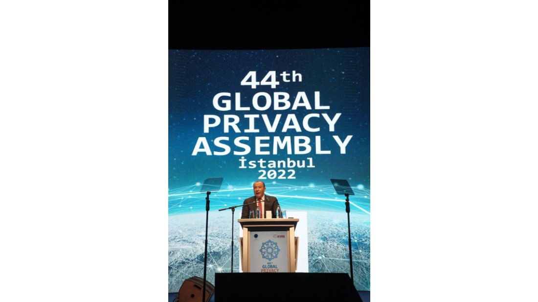 “Teknoloji vazgeçilmezimiz, mahremiyetimiz önceliğimizdir” 